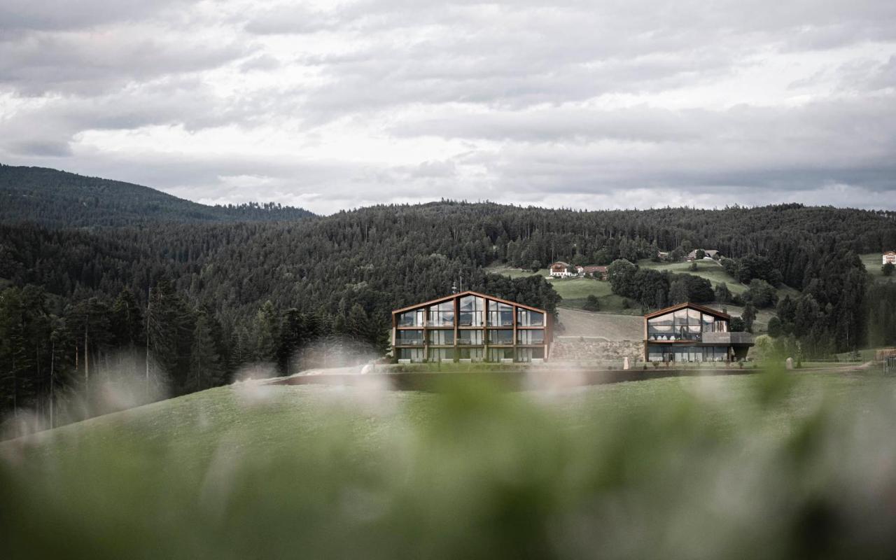Aeon Hotel - Adults Only Bed & Breakfast Soprabolzano Kültér fotó